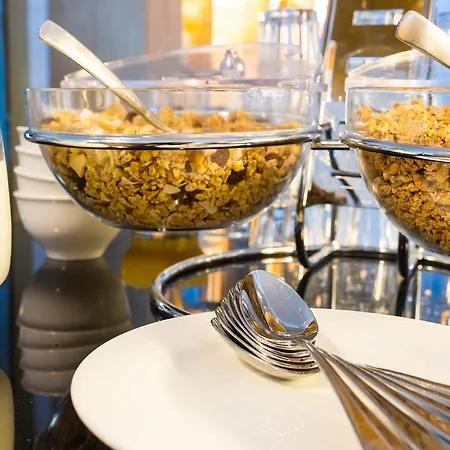 Rheingold Szálloda 3*